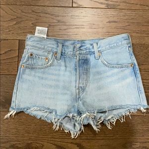 levi shorts